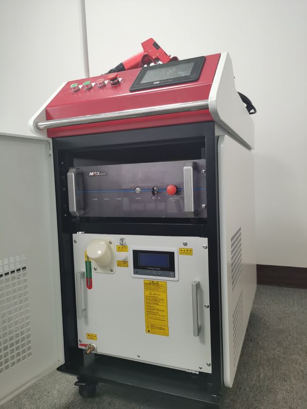 Εύκαμπτος οξυγονοκολλητής 1500W 2000W λέιζερ λειτουργίας JPT φορητός για τα υλικά μετάλλων